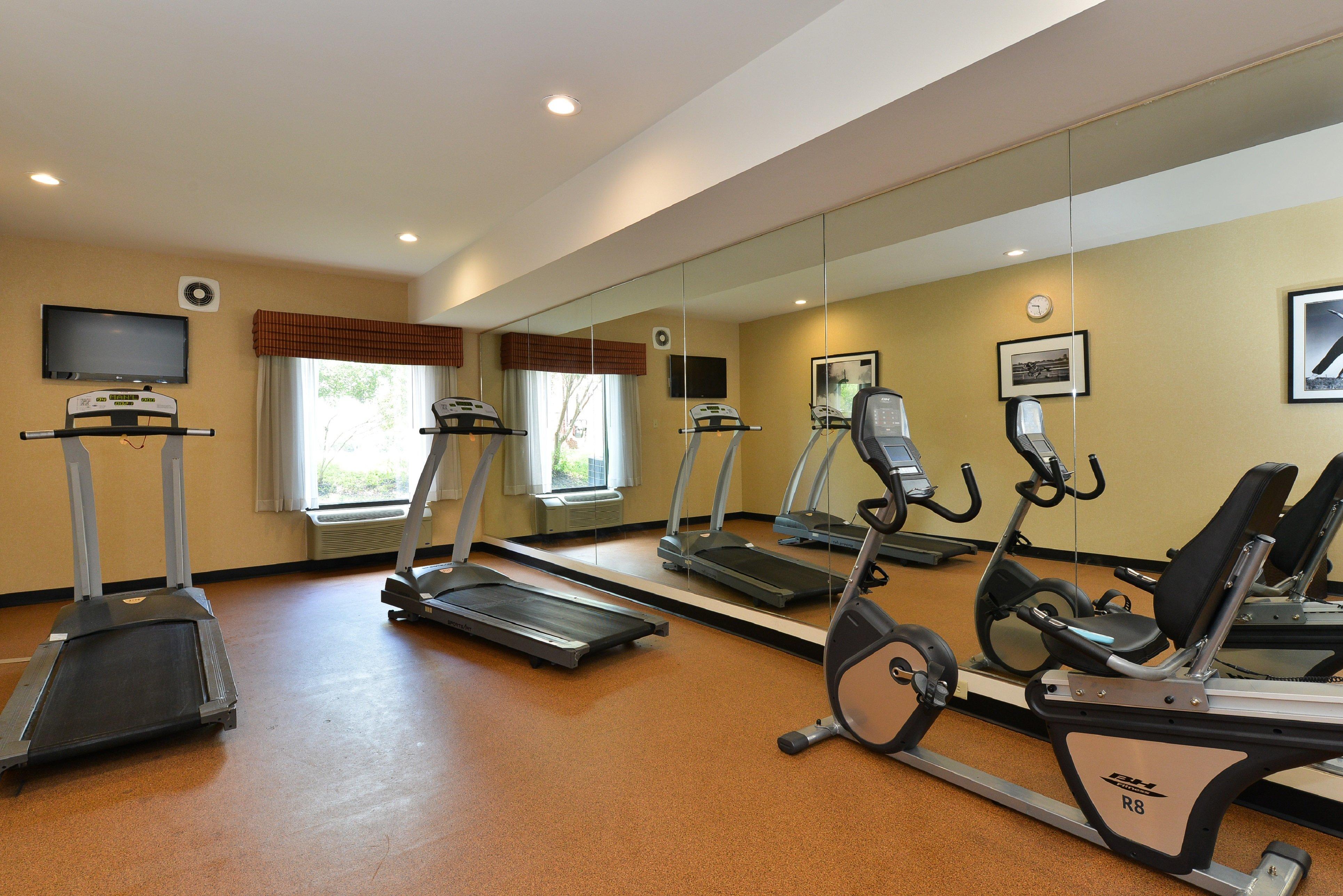 Holiday Inn Express Hotel & Suites Petersburg/Dinwiddie By Ihg Εξωτερικό φωτογραφία