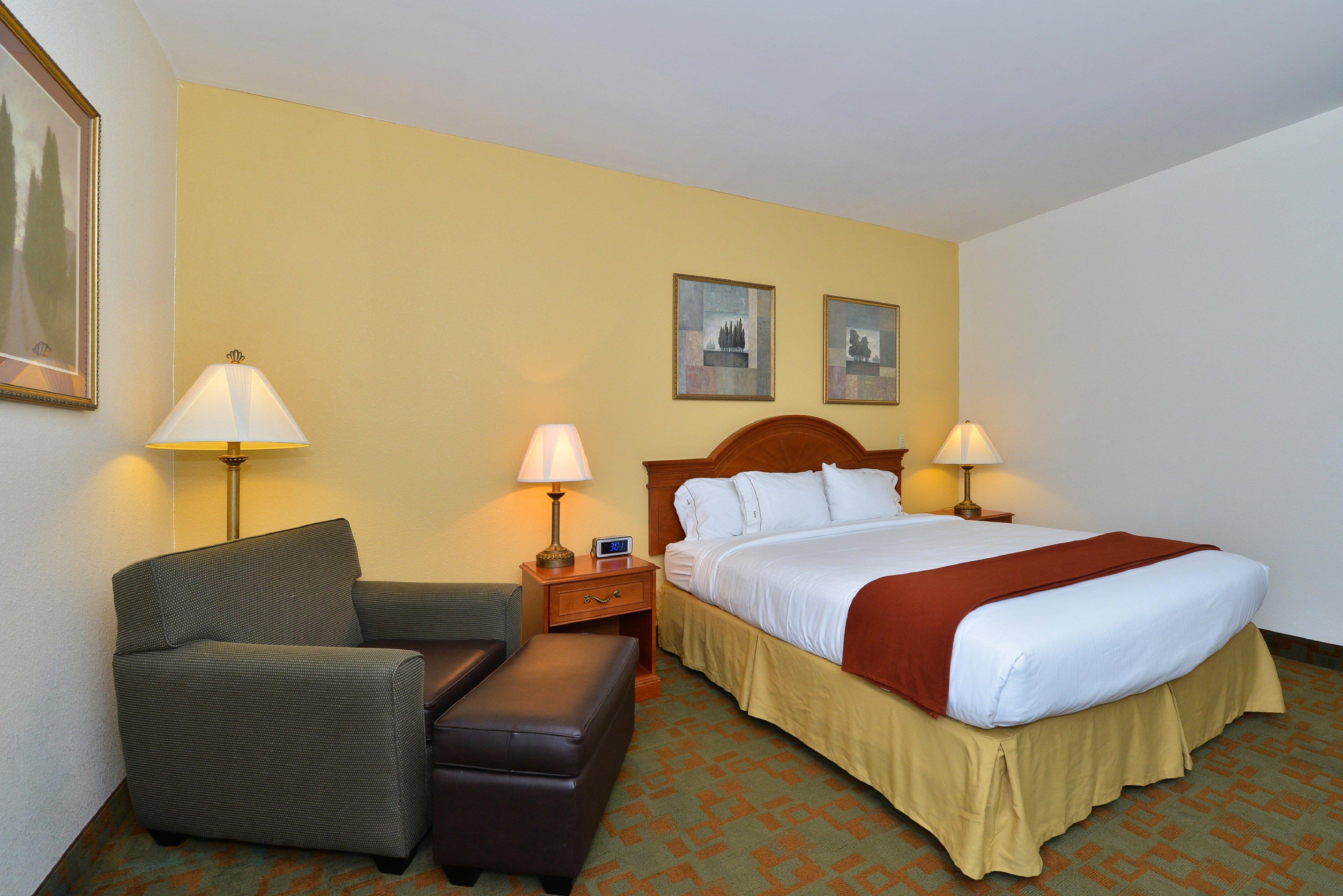 Holiday Inn Express Hotel & Suites Petersburg/Dinwiddie By Ihg Εξωτερικό φωτογραφία