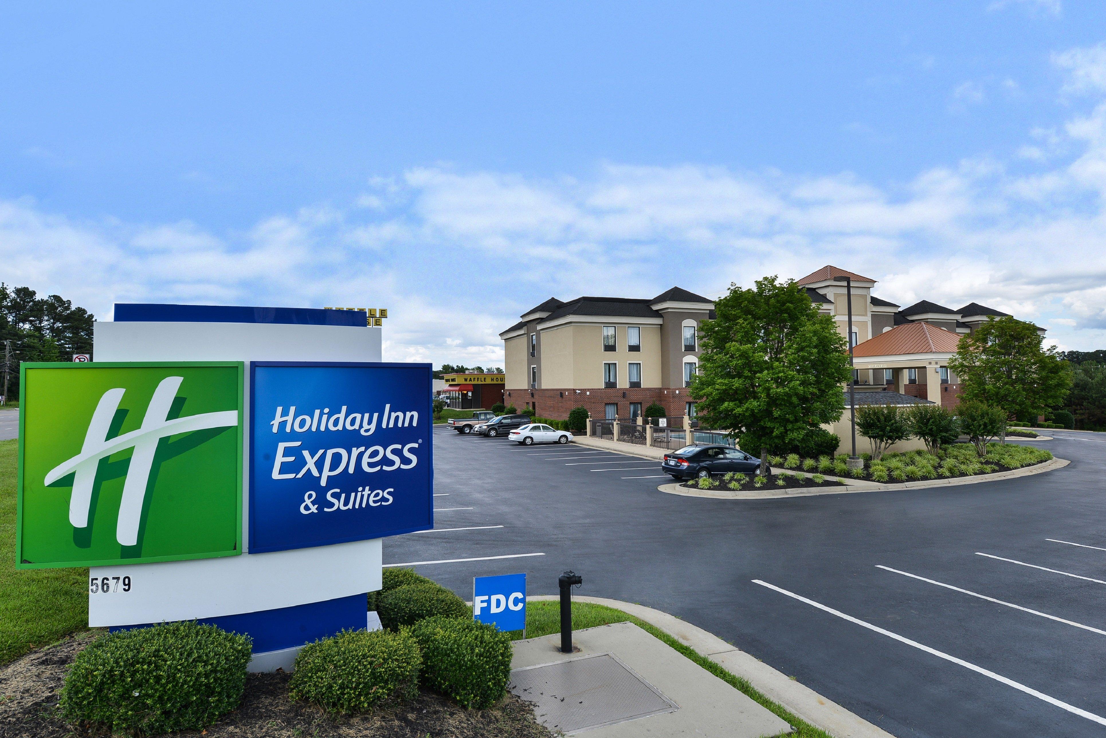 Holiday Inn Express Hotel & Suites Petersburg/Dinwiddie By Ihg Εξωτερικό φωτογραφία
